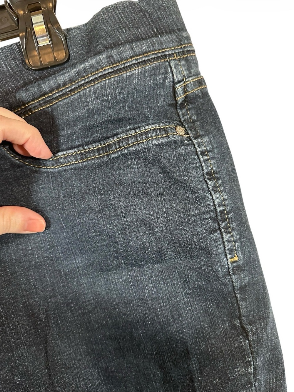 Levi Strauss Signature Gold Pull on Skinny Totally Shaping Jeans womens 18L - Picture 4 of 13